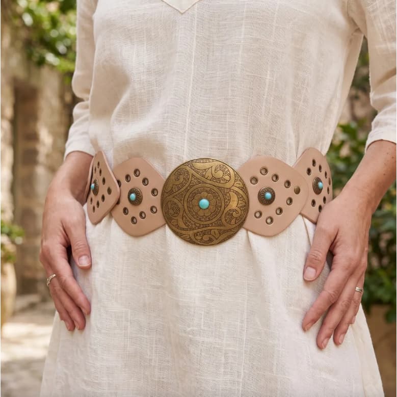Cinto Largo Boho Vintage Feminino Couro PU Com Ilhós Fivela Redonda