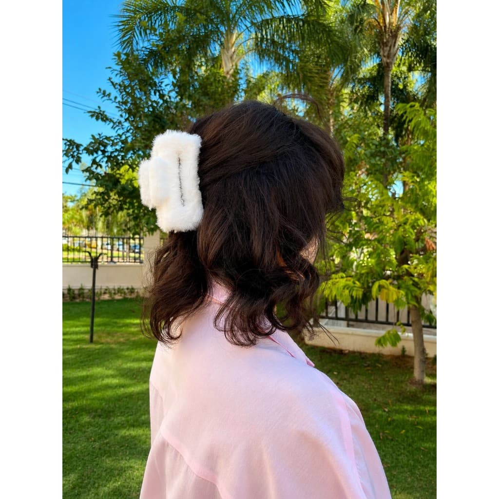 Presilha de Cabelo de Pelúcia