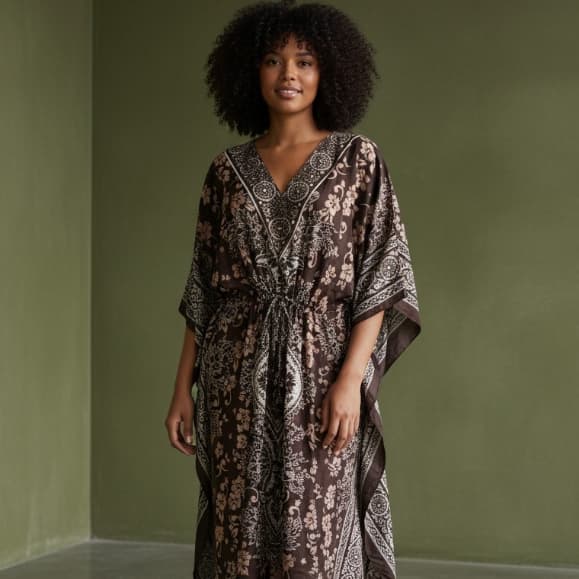 Kaftan Indiana Longa Feminino Estampado Saída de Praia Boho Chic Tecido Leve e Fresco