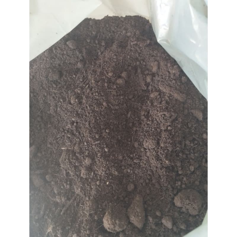 Terra Vegetal Vita Garden com Nutrientes para Crescimento Saudável