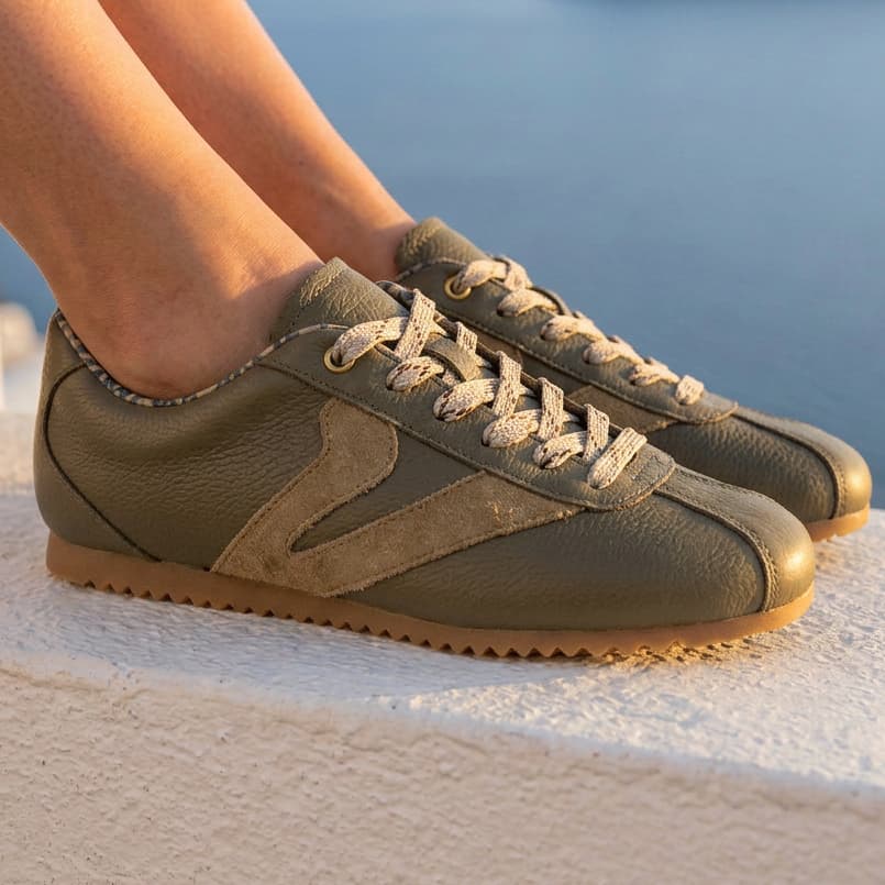 Tênis Feminino Couro Legítimo Naomi Areia Casual Vittal Clássico Retrô Leve Confortavel