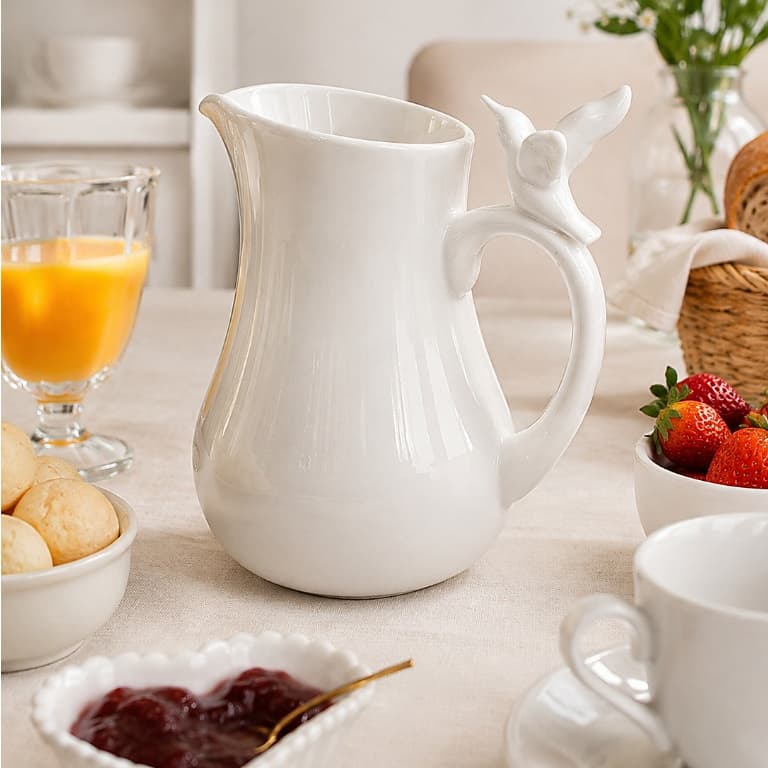 Jarra de Porcelana Branca 1,5L com Pássaro – Jarra para Água, Suco e Mesa Posta