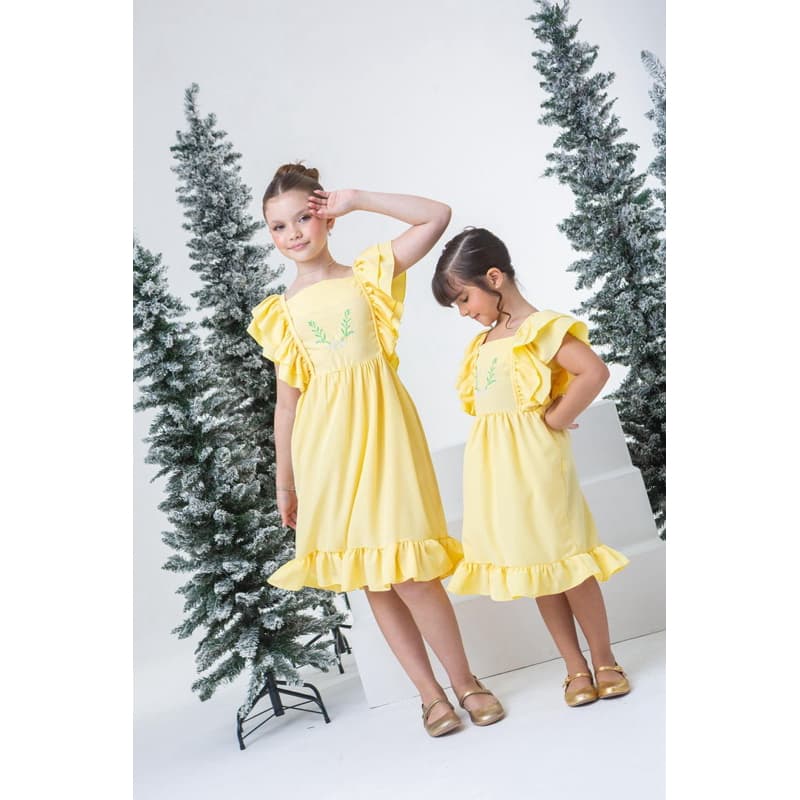 Vestido Valentina Amarelo BEBÊ COM BORDADO, elegante para qualquer ocasião veste 4 a 12 anos