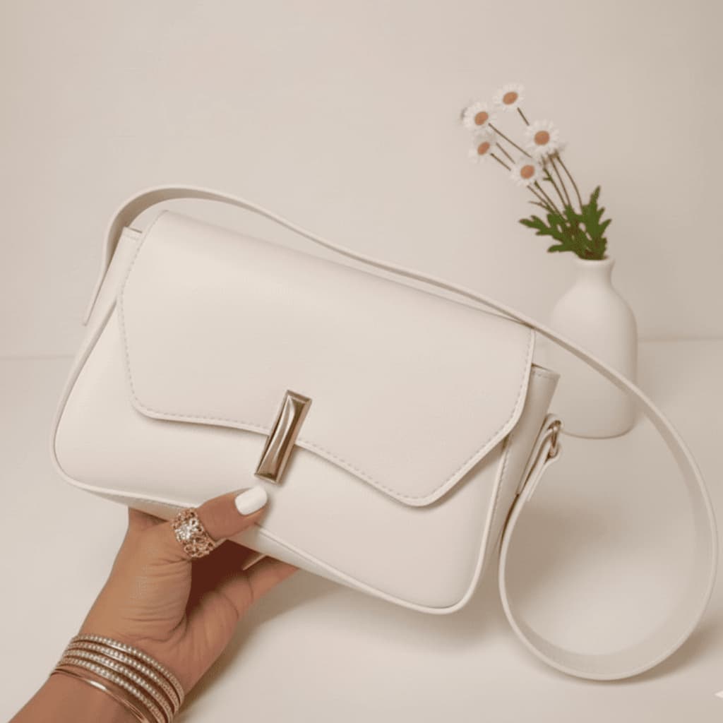 Bolsa Feminina de Ombro Baguete Clássica