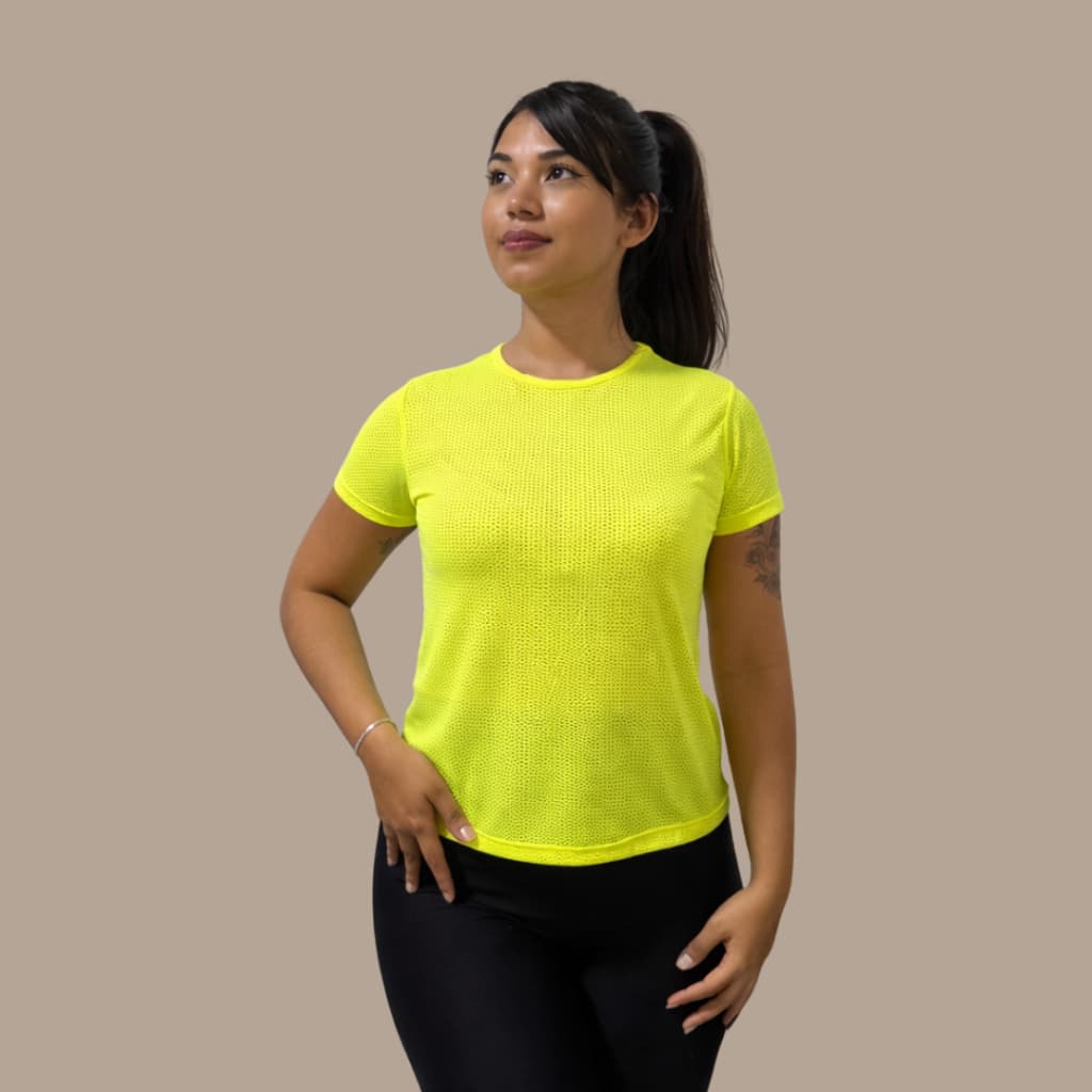 Blusa Feminina Dry Poliamida Manga Curta Leve Respirável Seca Rápido Fitness Treino Gyn Running barato roupa academia
