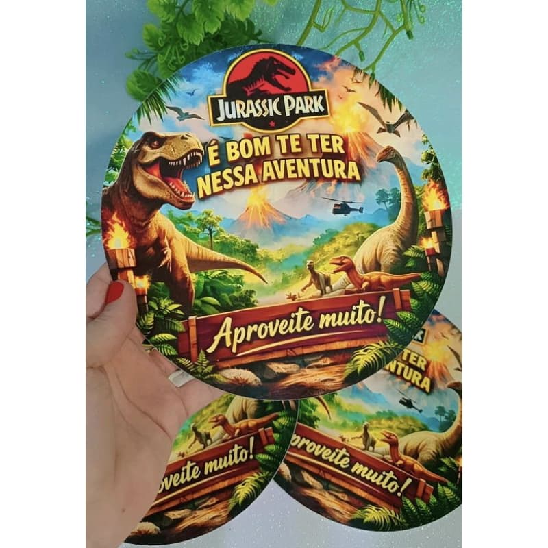 Kit 15/ 20/ 30/ 50 unidades de Sousplat Jurassic Park Festa Personalizado Papel Fotográfico 230g Resistente – Luxo