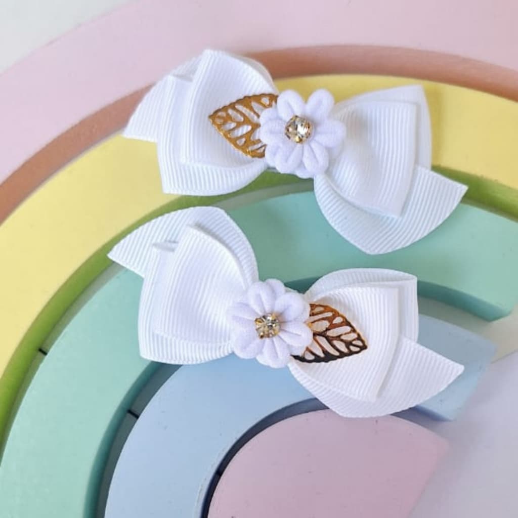 par de laços branco super luxo de cabelo para festa, batizados e daminhas