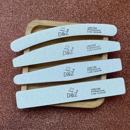 Lixa de unha D&Z Boomerangue/Banana ou Quadrada 100/180 para uso profissional