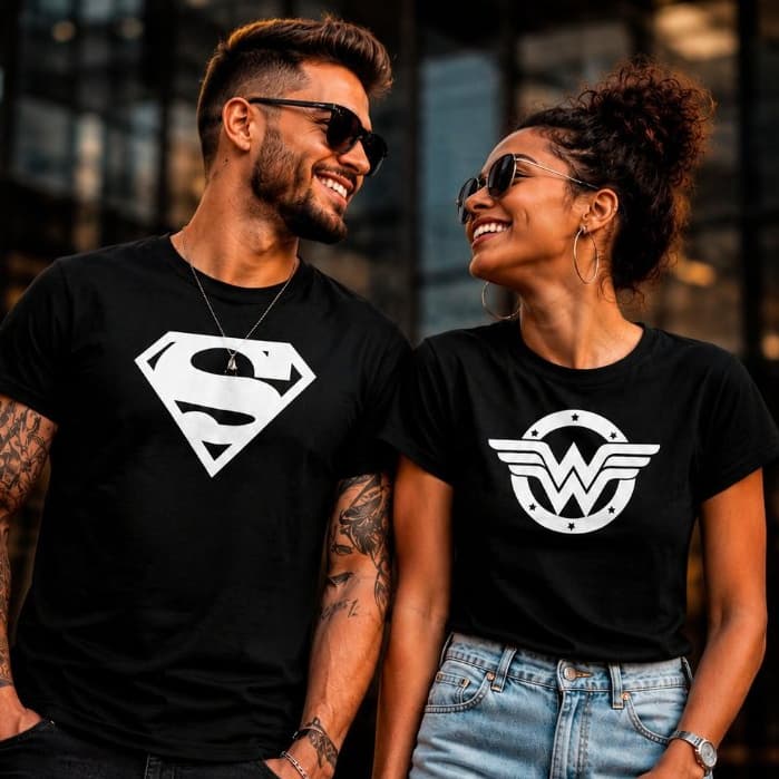 KIT Casal 2 Camisetas Superman Mulher Maravilha 100% Algodão