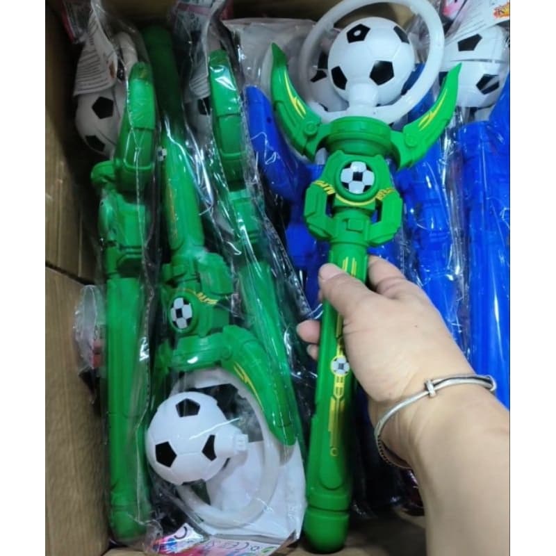 Varinha Mágica Giratória Copa do Mundo tipocatavento com bola de futebol Led e Musica