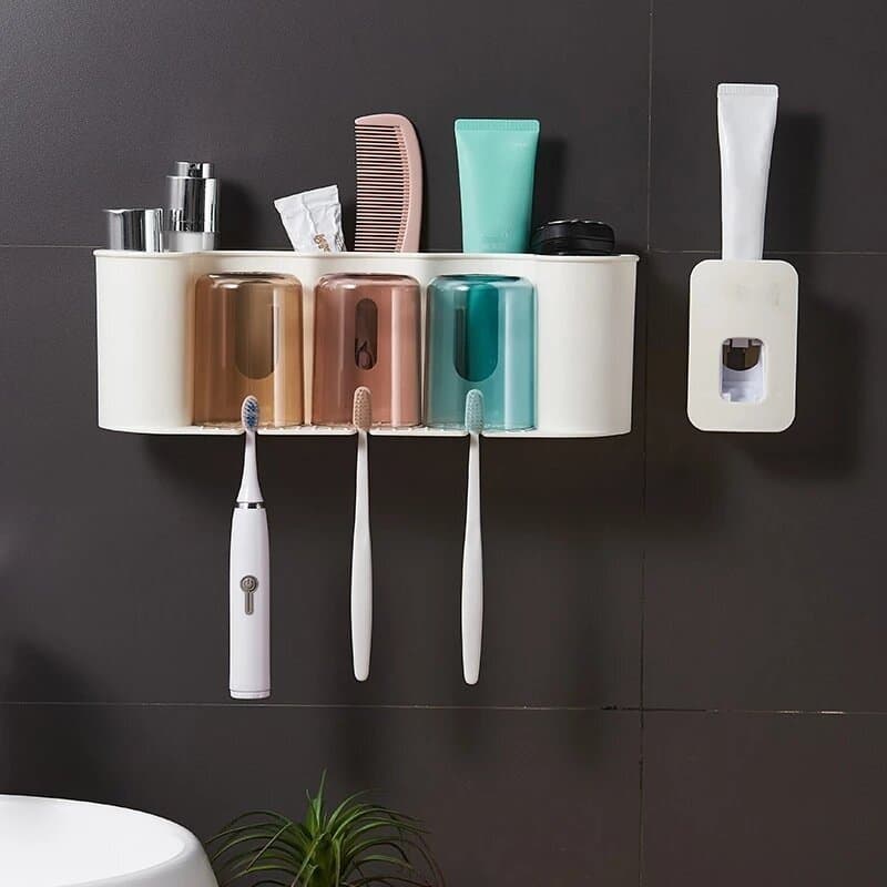Suporte para escova de dente e três copos