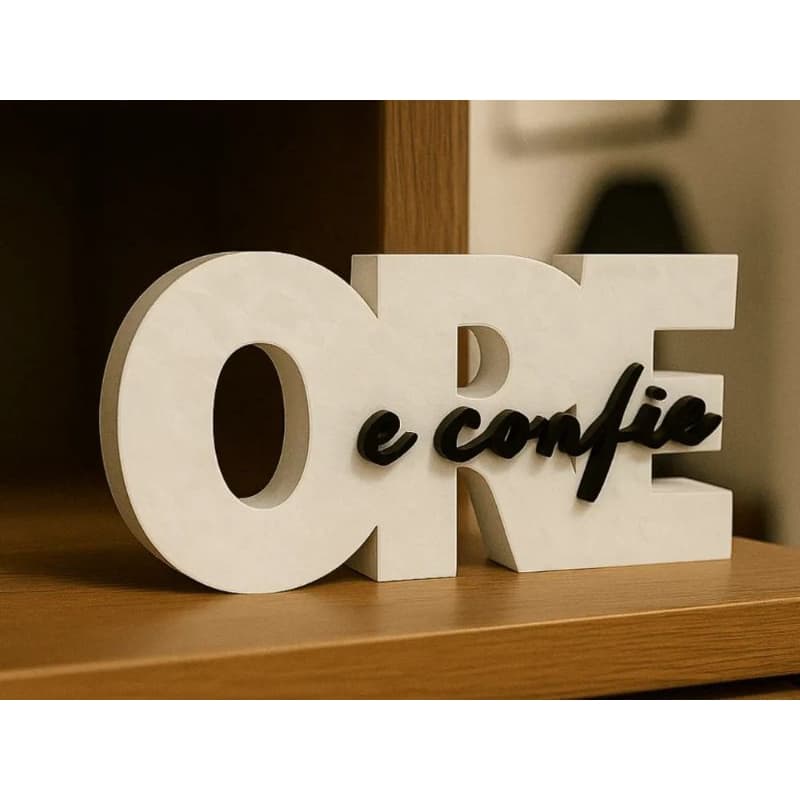 Letreiro Decorativo ORE e Confie – Decoração Cristã para Quarto, Sala e Escritório