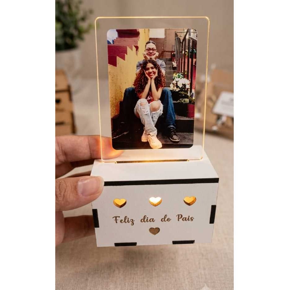 Luminária LED Personalizada Com Foto Base em MDF Gravação a Laser c/ bateria - Dia dos Pais  Criativo