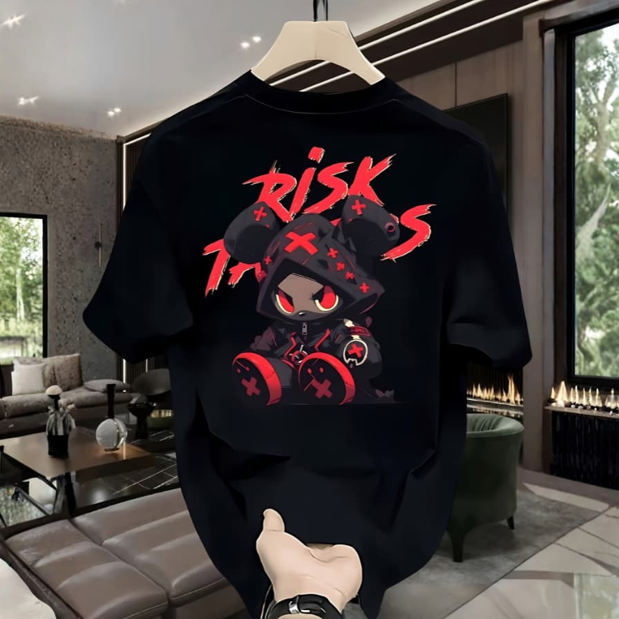 Camiseta Streetwear Oversized Preta Masculina Feminina Algodão Anime Urso Risk Estampa Costas Premium