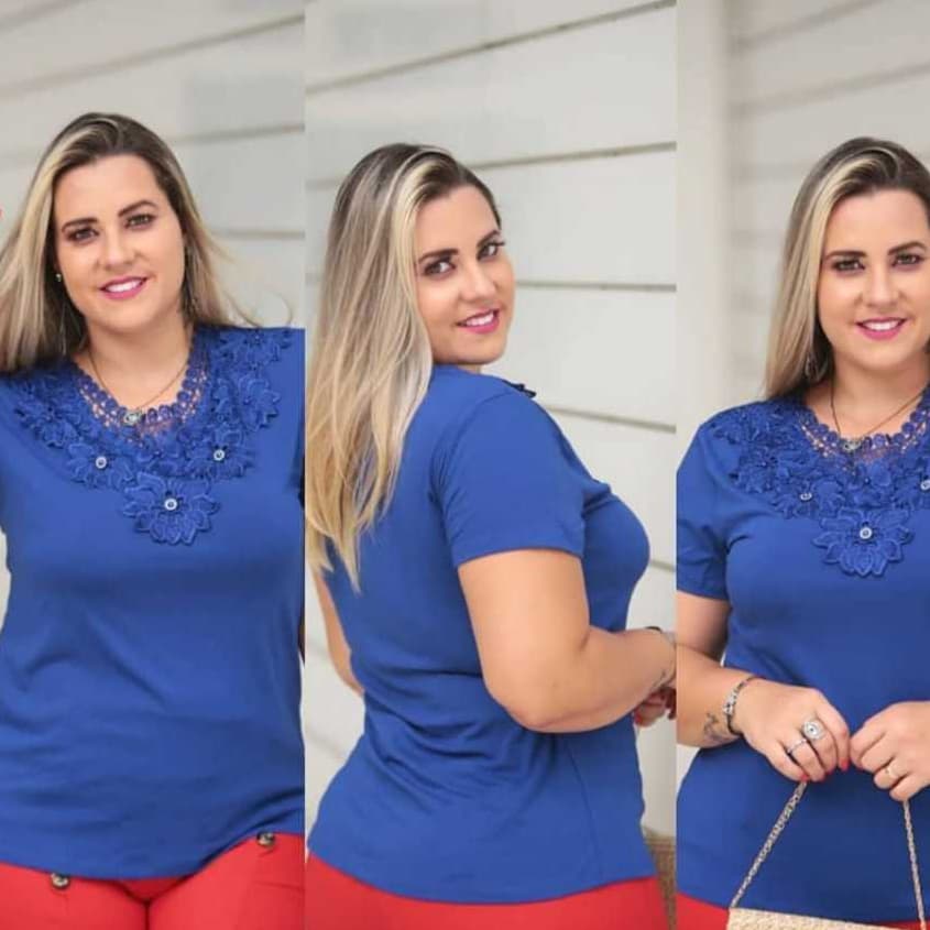 Blusa Feminina Plus Size com Renda e Aplicações de Pérolas Luxo e Conforto