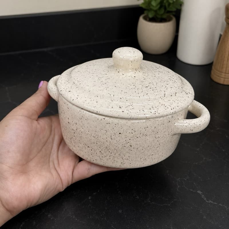 Mini Caçarola Panelinha Com Tampa Decorado Creme Em Cerâmica
