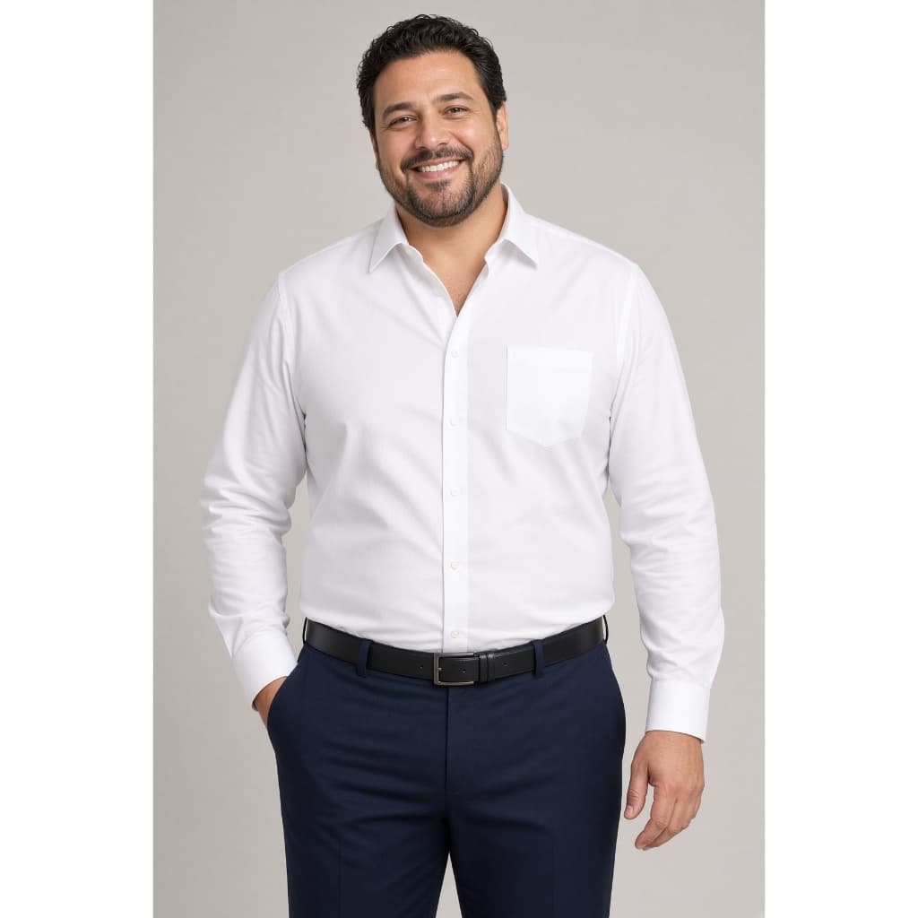 Camisa Social Masculina Plus Size Manga Longa Branca Lisa Microfibra com Elastano Bolso Trabalho Uniforme Extra Grande