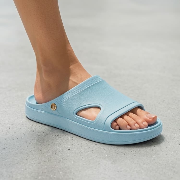 Chinelo feminino coleção Confort bella nuvem antiderrapante confortável e macio
