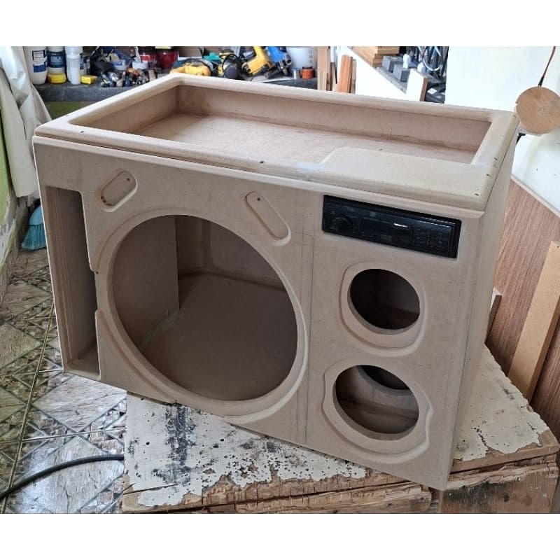 Caixa trio personalizada, grave 15", Driver, Tweeter,  rádio, moldura, painel módulos e strobos,