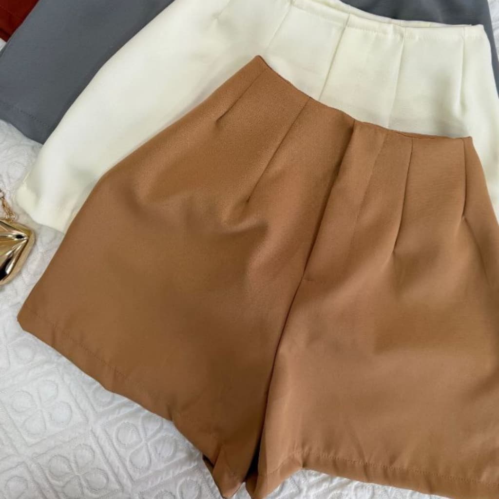 Short Alfaitaria Feminino Cintura Alta Sócial Elegante com Ziper Discreto