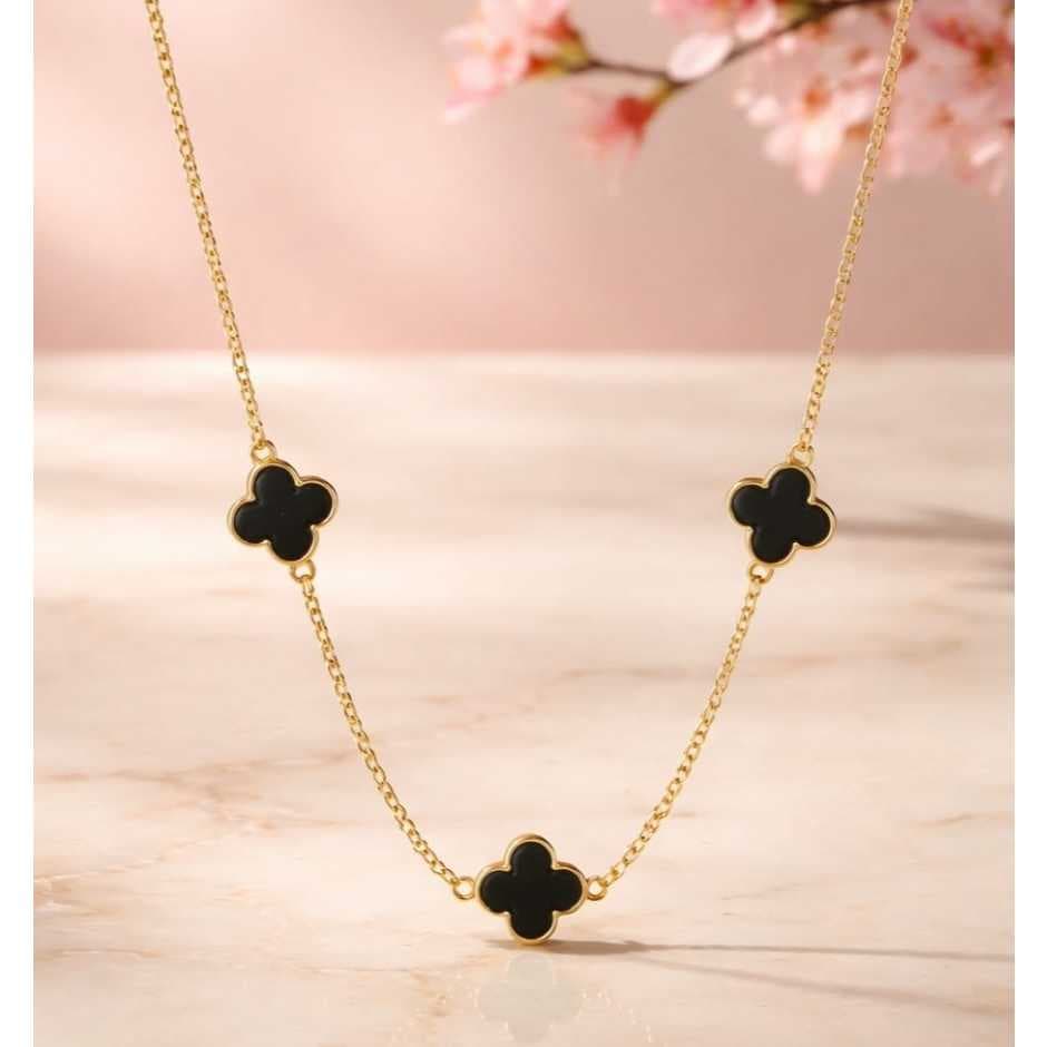 Colar Feminino Trevo  (Preto, Vermelho ou Rosa)