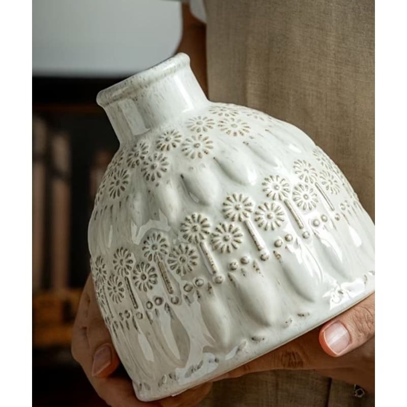 vaso de cerâmica artesanal, vaso lindo e delicado