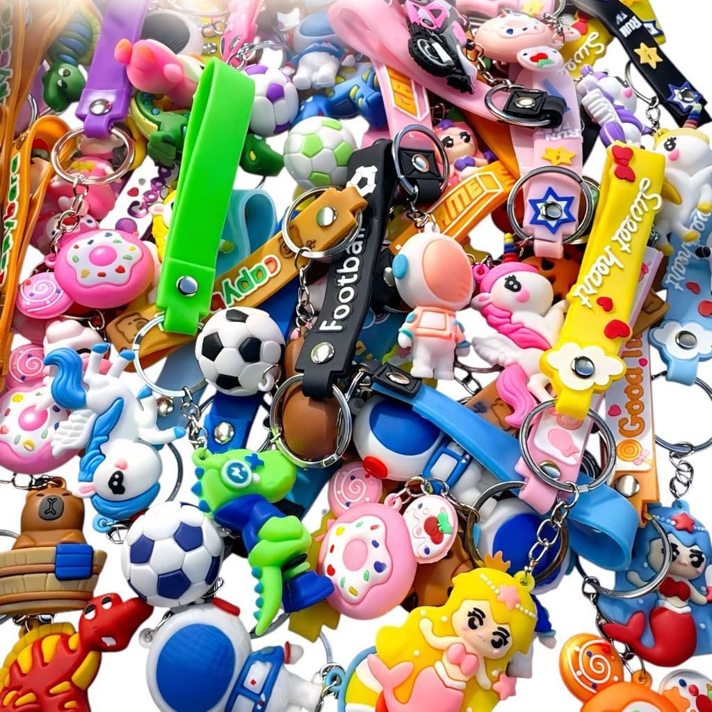 Kit 12 Chaveiros 3D Pingente Com Desenhos Fofos Emborrachado Lembrancinhas