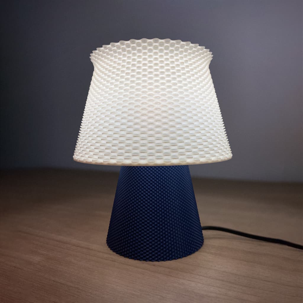 Luminária De Mesa Rilievo Design Nórdico Texturizada Acabamento Premium com Lâmpada de LED Bivolt
