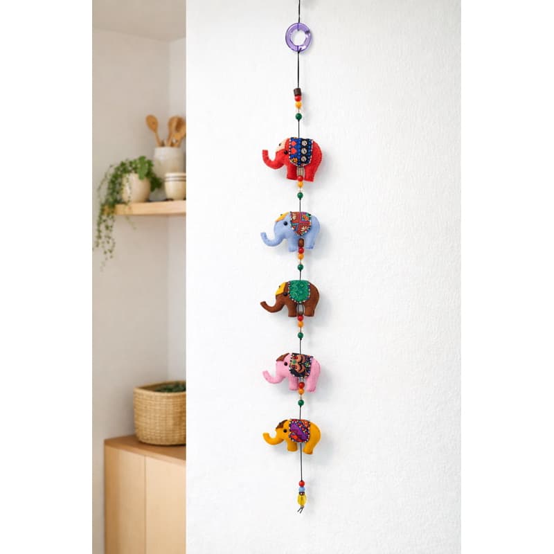 Móbile Elefantes Indianos Coloridos Artesanal 73cm – Decoração Feito à Mão com 5 Elefantes