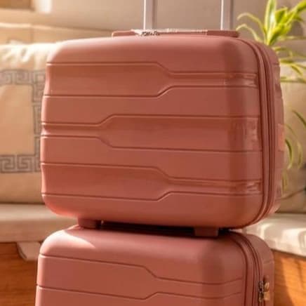Frasqueira de Viagem | Polipropileno Inquebrável | Compacta, Linda e Espaçosa  | Bolsa de Viagem