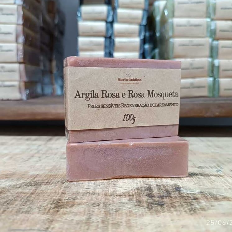 Sabonete de Argila Rosa e Óleo de  Rosa Mosqueta Manchas Clareador