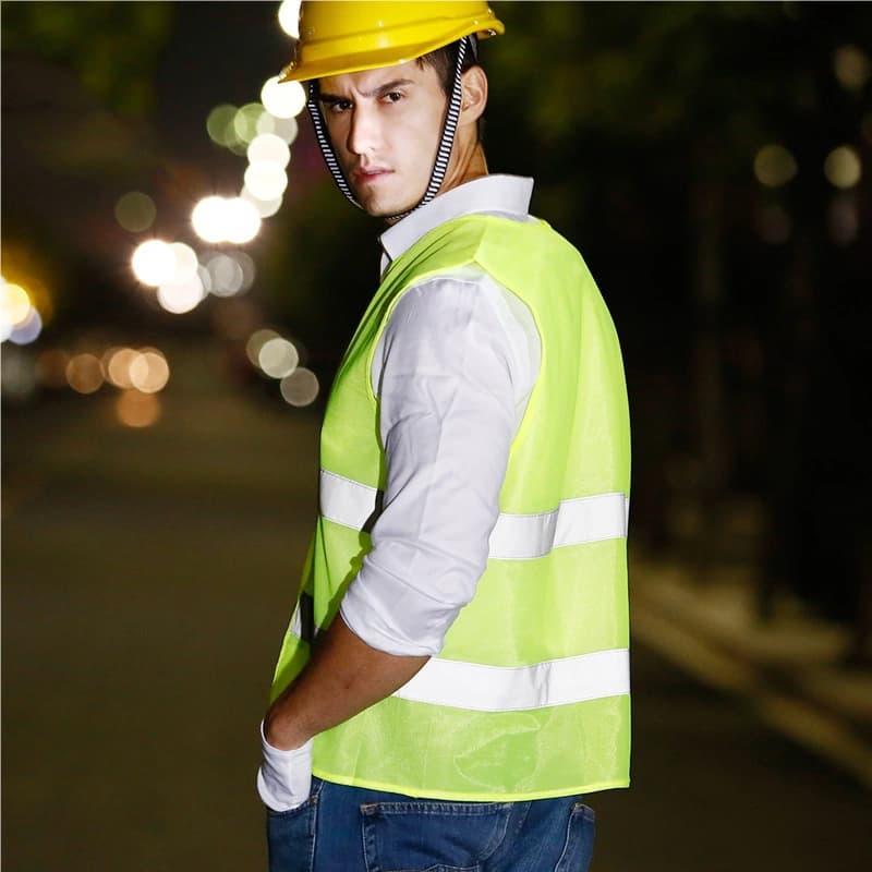 Colete Refletivo Multiuso Segurança Para Vigilância e Obras Públicas