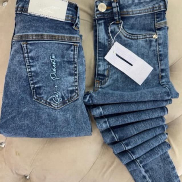 Calça jeans feminina sal e pimenta, modela o corpo, skinny