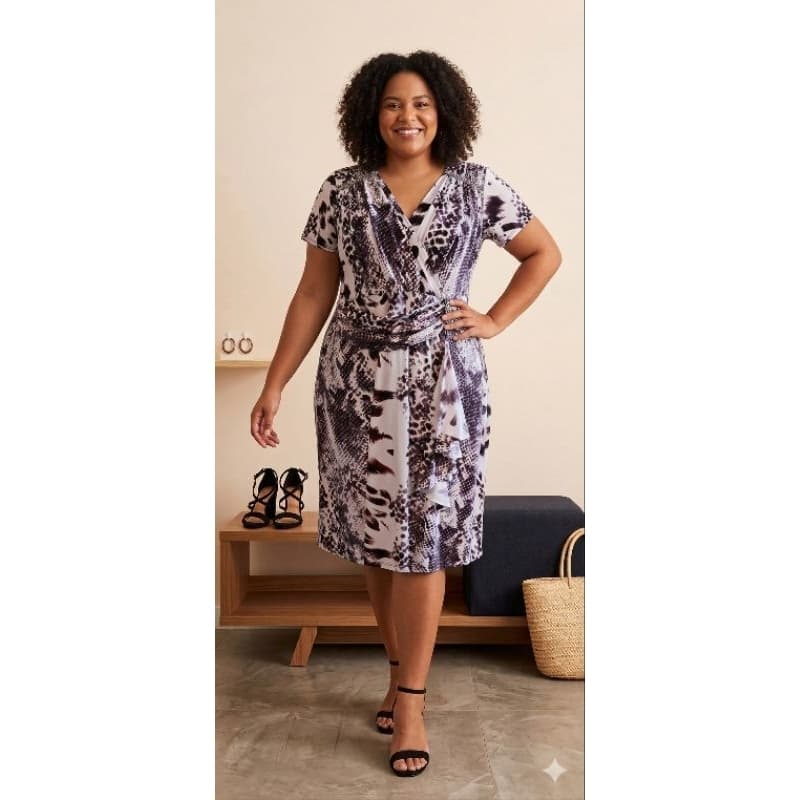 Vestido Midi Plus Size Estampa Animal Print – Sofisticação e Caimento Fluido tamanho G