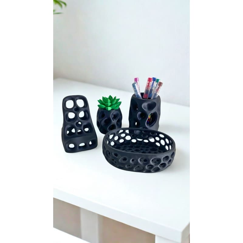 Conjunto de escritório 4 peças-Porta celular,porta treco,vaso de flor de plástico e porta caneta(canetas não inclusa).