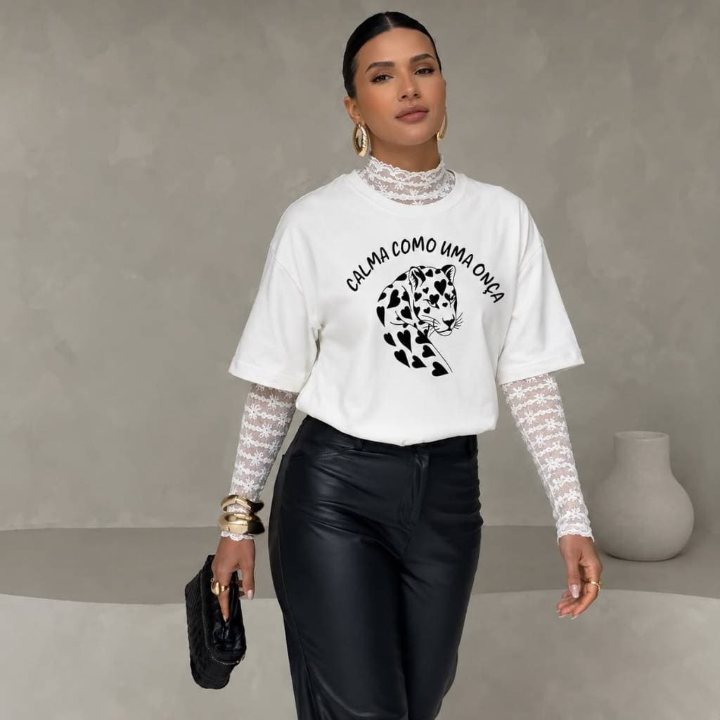 Camiseta Feminina Calma Como Uma Onça Estampa Exclusiva Algodão Premium Estampa HD