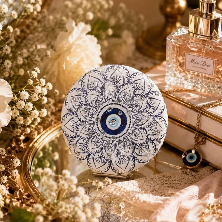 Espelho de Bolso Redondo Mandala Floral Olho Grego – Sofisticação e Proteção