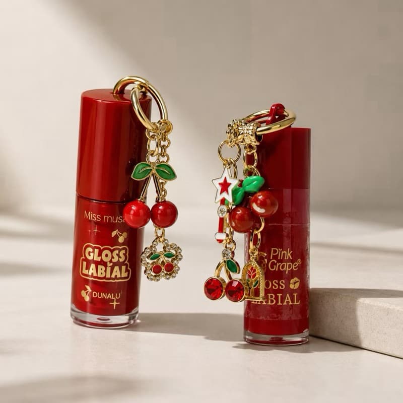 Kit Gloss Labial Cherry Bomb Lançamento Cereja Chaveiro Brilho Hidratante Pingente Cereja