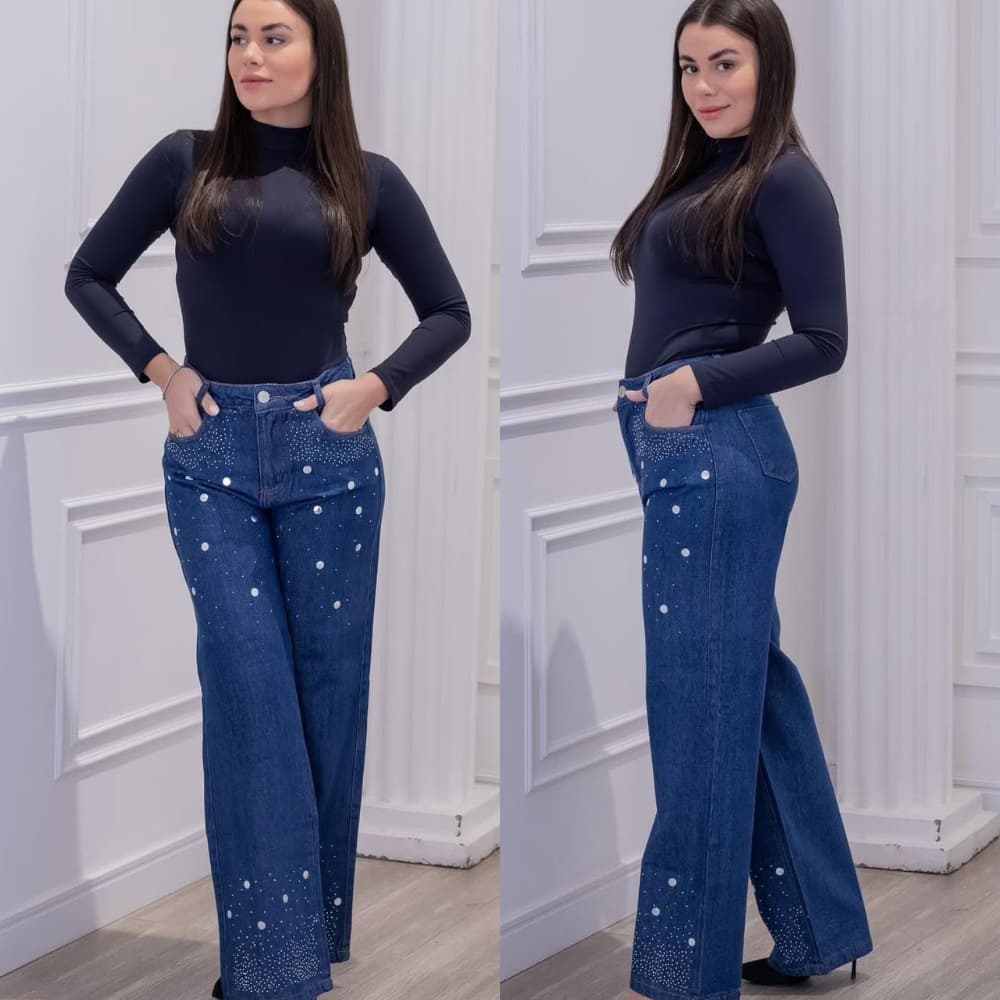 Calça Jeans Wide Leg Com Strass e Metal na Frente, Cintura Alta - Modelo Constelação Prata