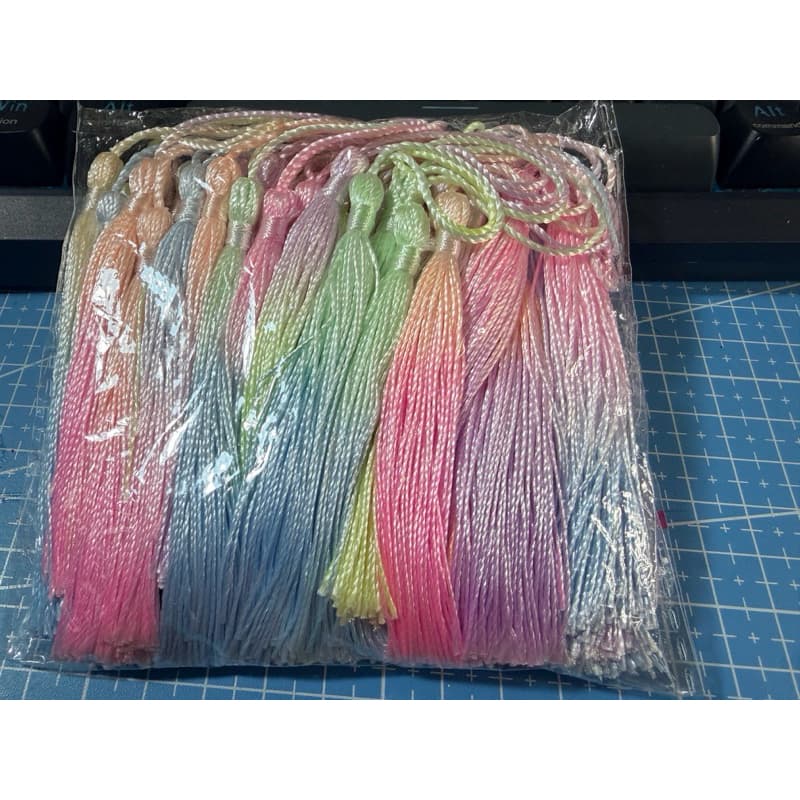 TASSELS FLUORESCENTES TASSEL COLORIDO KIT COM 50 UNIDADES