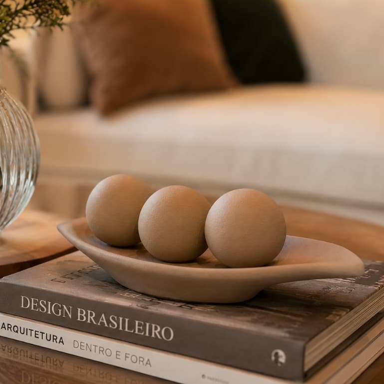 Centro de Mesa Com Trio De Bolas Em Cerâmica Decorativo l Folha Com Trio Moderno