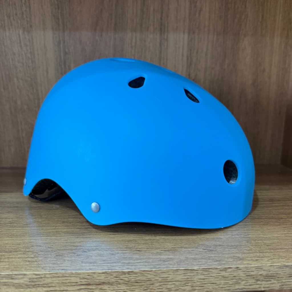 CAPACETE COQUINHO COLORIDO COM REGULADOR