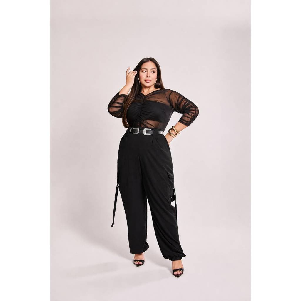calça Feminina cargo Plus Size Material Duna Com bolsos flexíveis