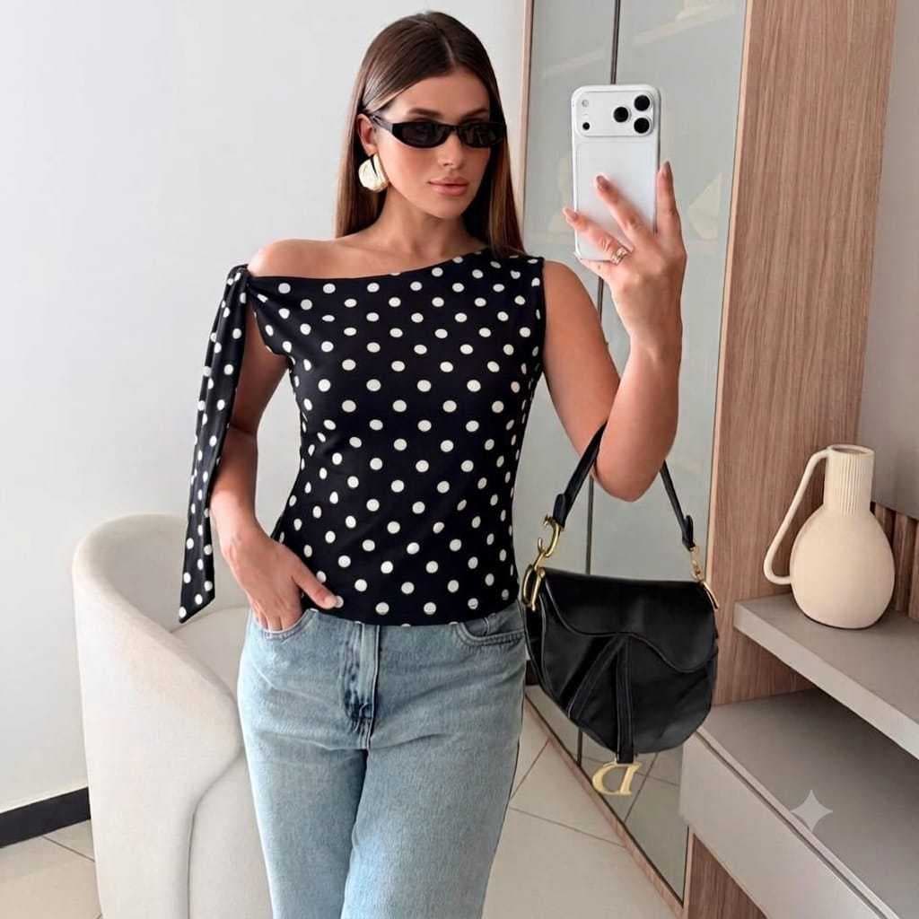 Regata Feminina de Bolinha Blusa de Poá com Amarração Lateral Versátil Suplex com Forro Duplo Blusa Estilosa e Delicada