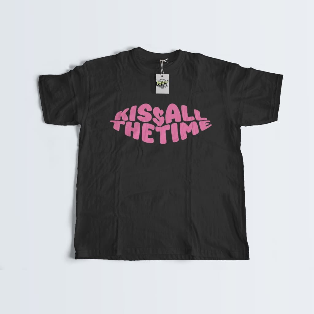 CAMISETA - HARRY STYLES -  KISS ALL THE TIME DISCO OCCASIONALLY - TOGETHER TOGETHER TOUR - 100% ALGODÃO  + BRINDES