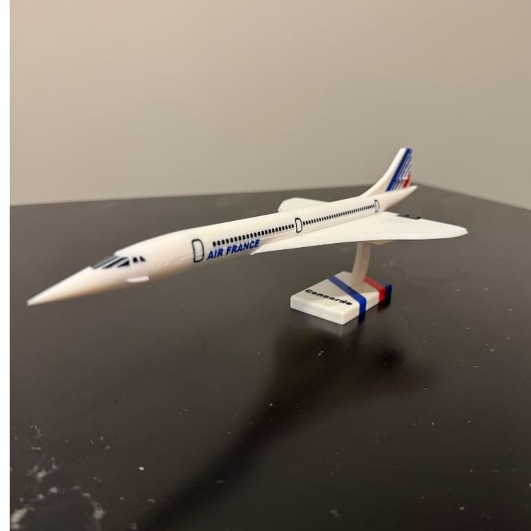 Miniatura Avião de Passageiros Concorde - Decoração Estante mesa casa sala quarto