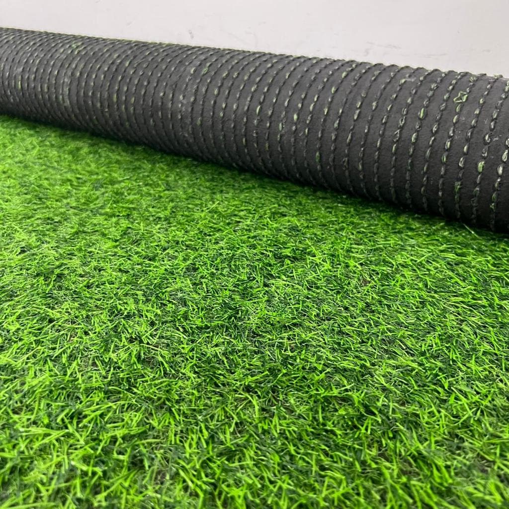 Grama Sintética 10mm Medida1,00 x 1,00 ( 1.00m² ) Para Decoração Flores Jardim Campo de Futebol-B-28 Verde Claro