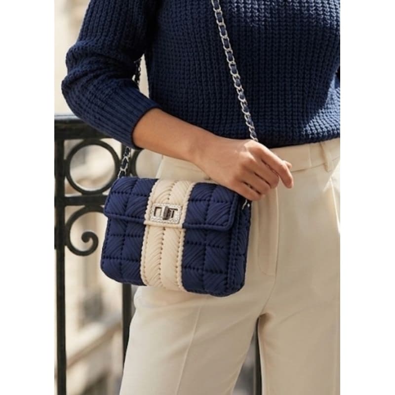 Bolsa Feminina Transversal Crochê Luxo com Alça de Corrente