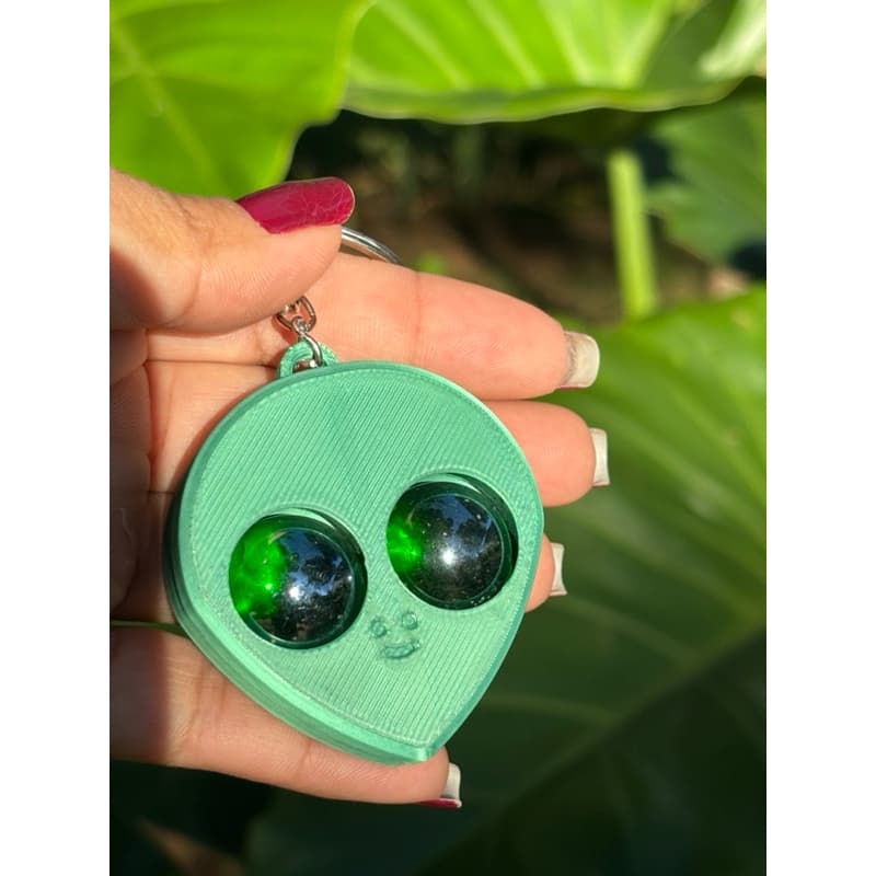 Chaveiro Alien 3D com Olhos de Bolinha de Gude