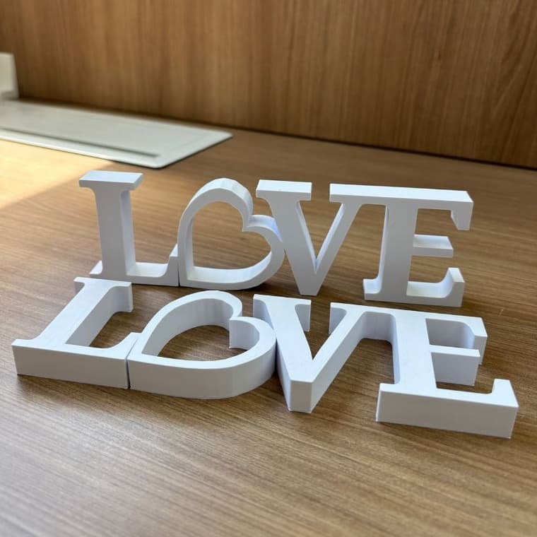 Placa Love Branco Decorativa Romântica Decoração Sala Quarto Enfeite Love Mesa Prateleira